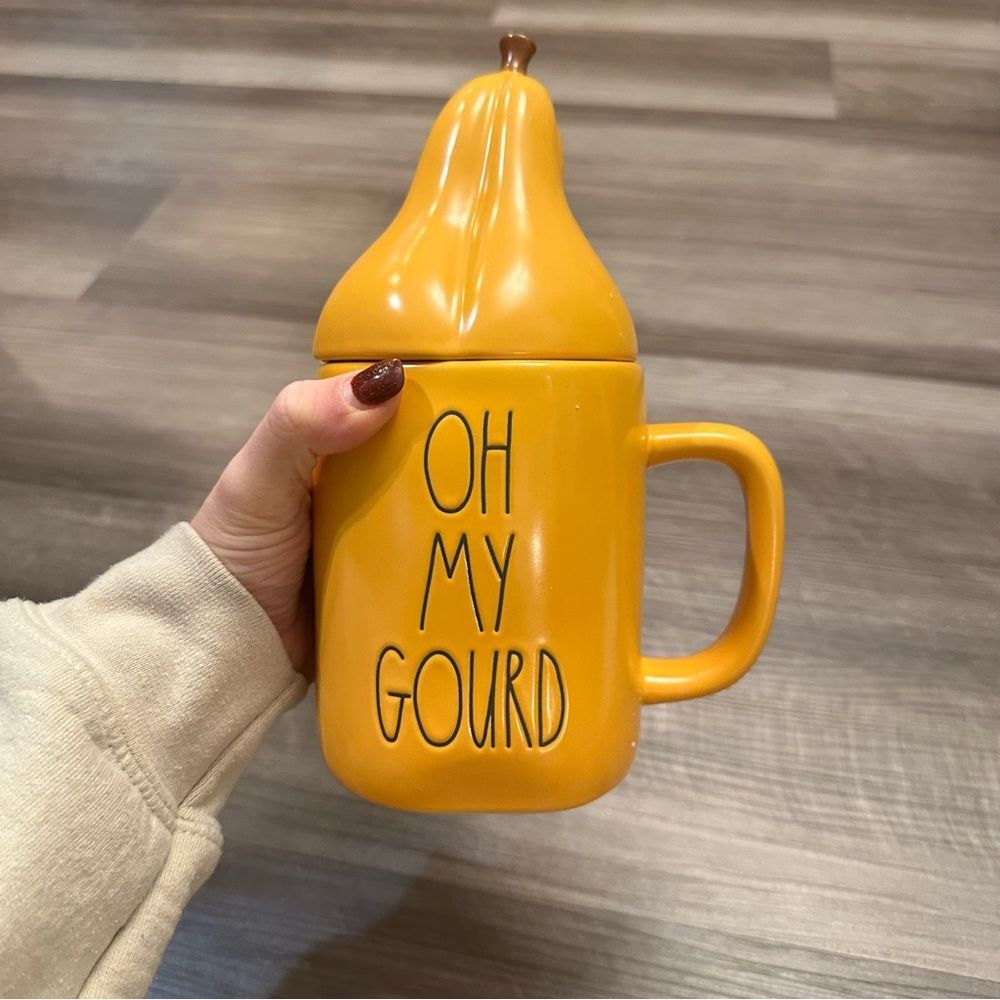 New Rae Dunn By Magenta Oh My Gourd Figural Mug In Orange w/ topper
